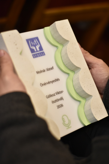 Molnár József részére átadott Göllesz Viktor-ösztöndíj